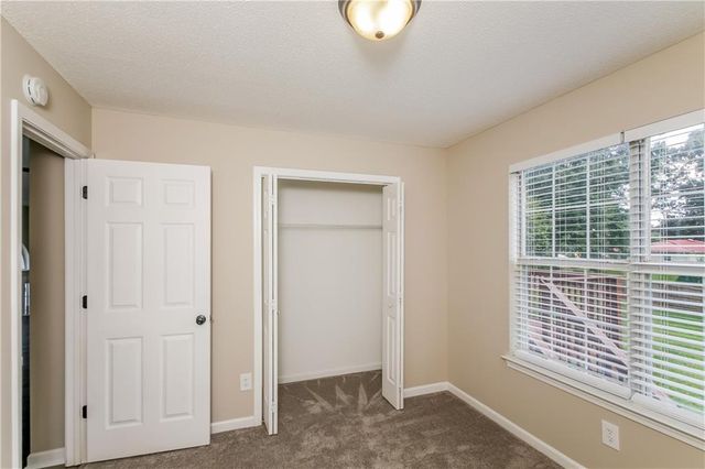 37 Ridgefield Drive, Douglasville, GA 30134