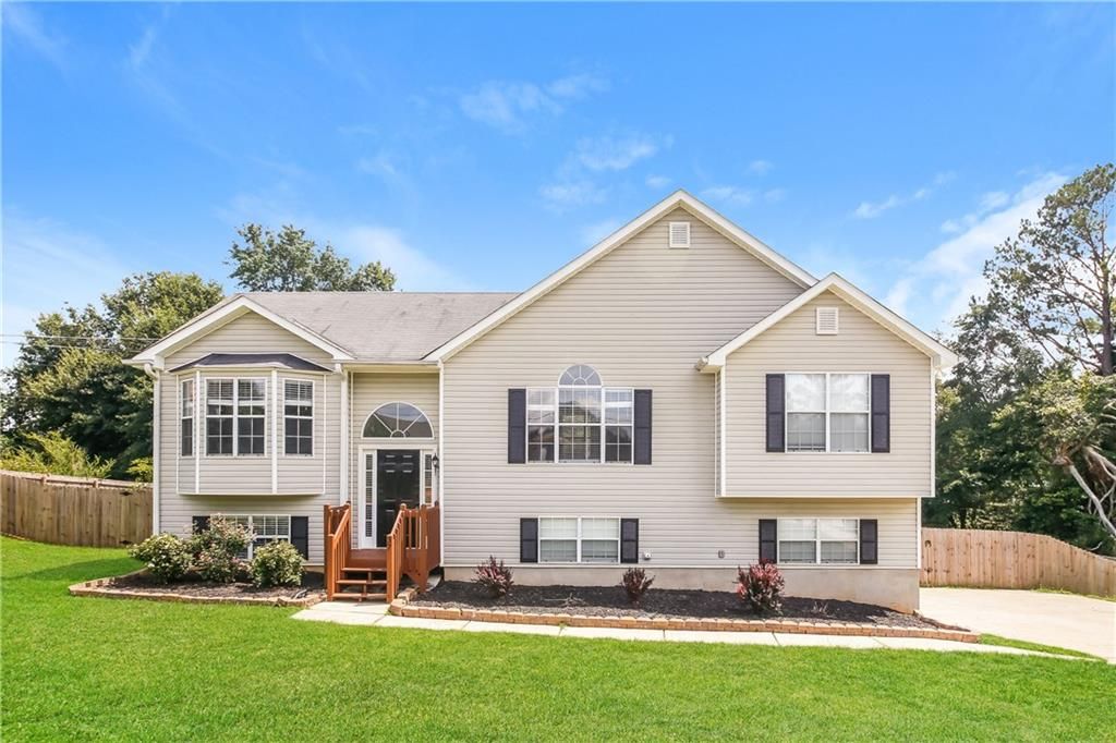 37 Ridgefield Drive, Douglasville, GA 30134