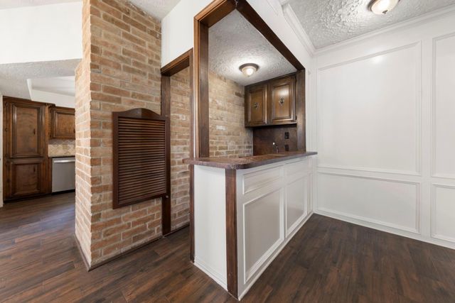 6131 Knollview Drive, Spring, TX 77389