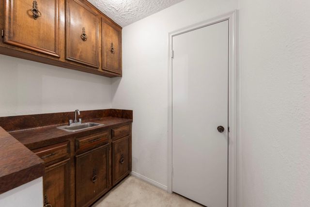 6131 Knollview Drive, Spring, TX 77389