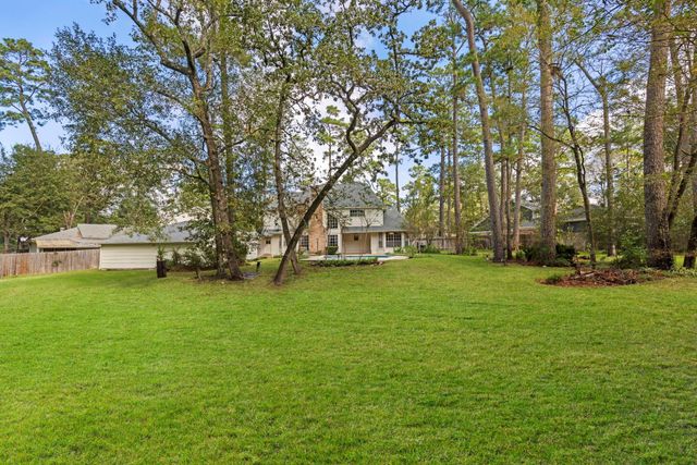 6131 Knollview Drive, Spring, TX 77389