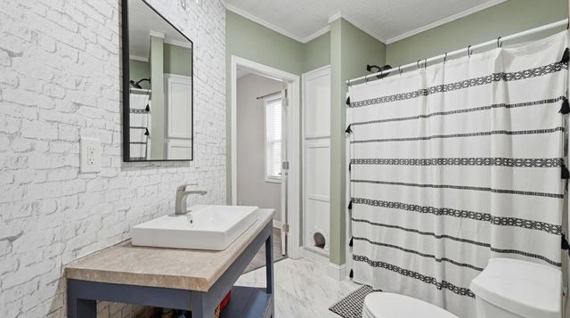 305 Pine Avenue, South Pittsburg, TN 37380