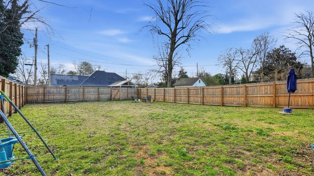 305 Pine Avenue, South Pittsburg, TN 37380