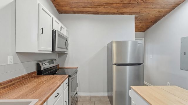 305 Pine Avenue, South Pittsburg, TN 37380