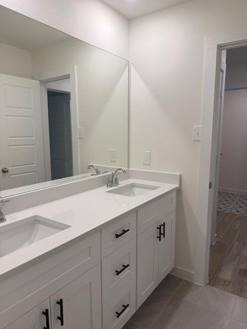8314 Amethyst Valley Lane, Angleton, TX 77515
