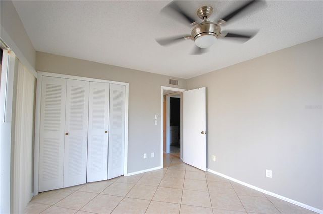 3300 FOX CHASE CIRCLE N 216, Palm Harbor, FL 34683