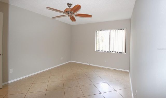 3300 FOX CHASE CIRCLE N 216, Palm Harbor, FL 34683