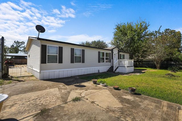 450 Reuben White Drive, Crosby, TX 77532