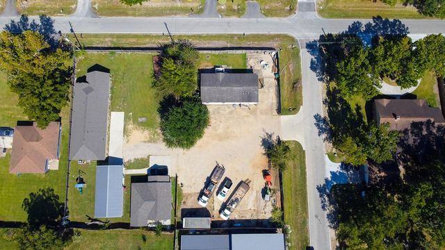 450 Reuben White Drive, Crosby, TX 77532