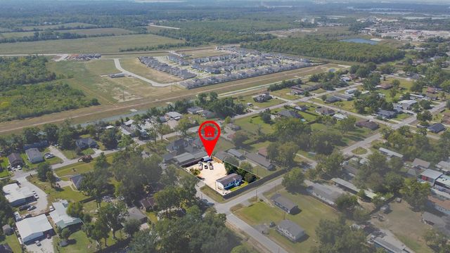 450 Reuben White Drive, Crosby, TX 77532