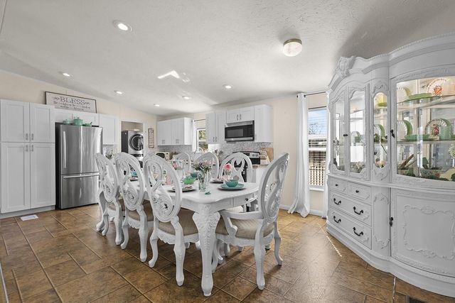 450 Reuben White Drive, Crosby, TX 77532