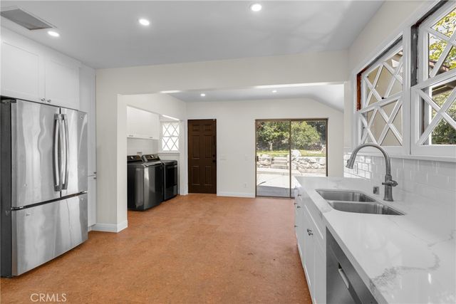 2151 N Altadena, Altadena, CA 91001