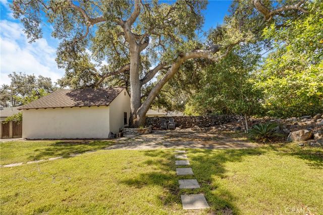 2151 N Altadena, Altadena, CA 91001