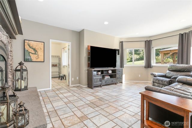 2455 Lee Way, Bellingham, WA 98226