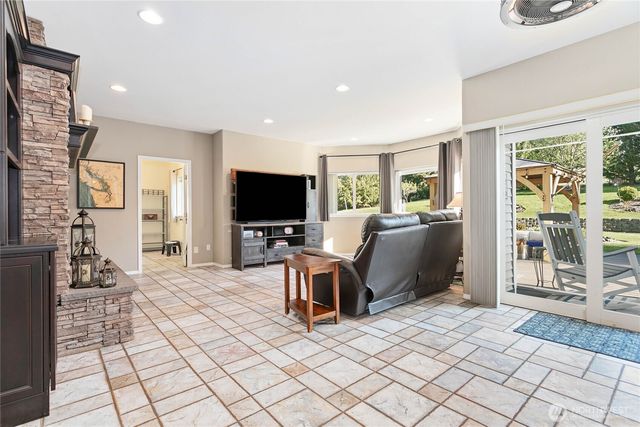 2455 Lee Way, Bellingham, WA 98226