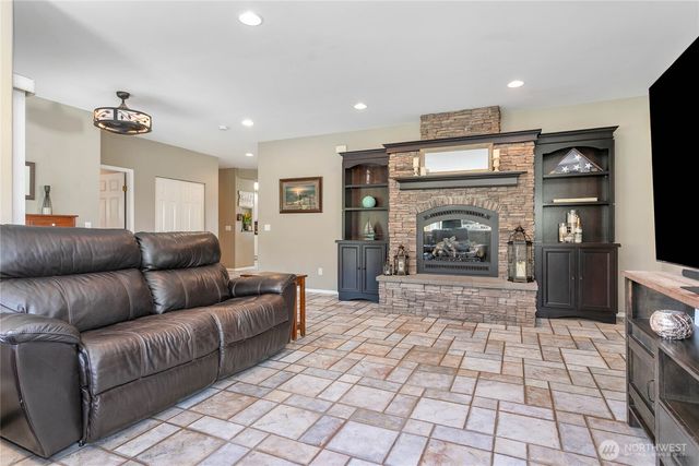 2455 Lee Way, Bellingham, WA 98226