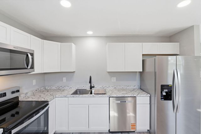 206 Dinsmore Street, Berea, KY 40403