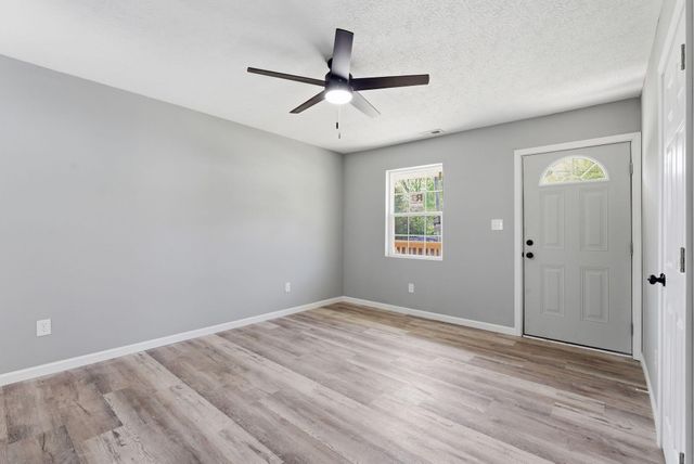 206 Dinsmore Street, Berea, KY 40403