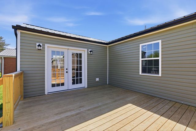 206 Dinsmore Street, Berea, KY 40403