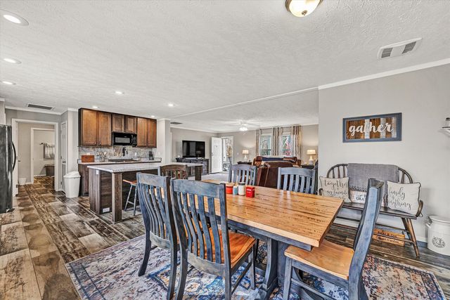 1152 Wirtz RD, Wirtz, VA 24184