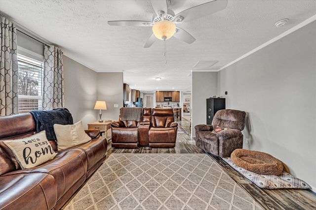 1152 Wirtz RD, Wirtz, VA 24184