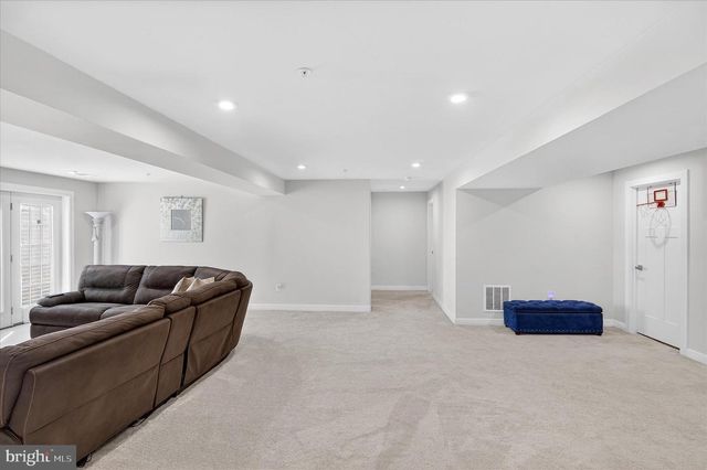 2650 SKEETER CT, Waldorf, MD 20603