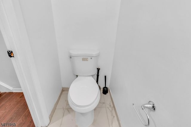 163 Marion Dr, West Orange Twp., NJ 07052