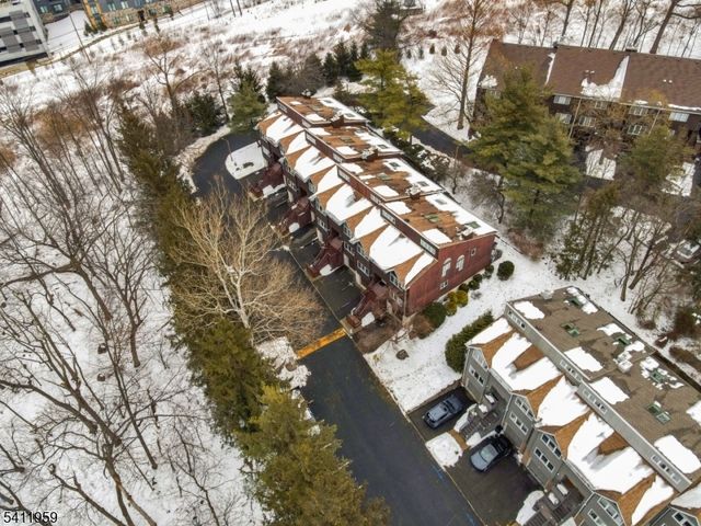 163 Marion Dr, West Orange Twp., NJ 07052