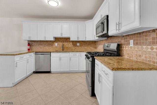 163 Marion Dr, West Orange Twp., NJ 07052