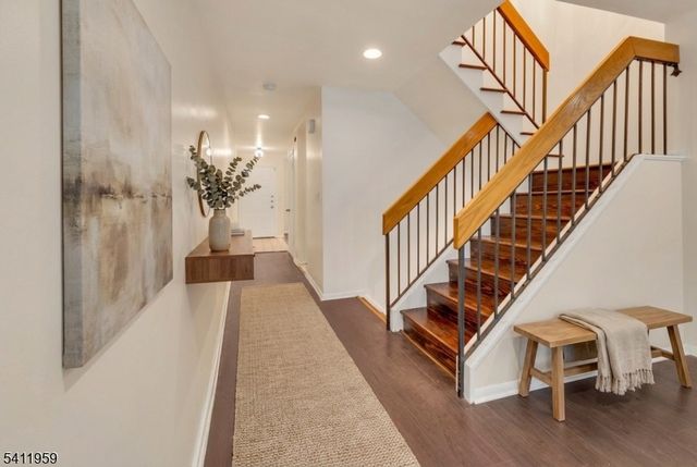 163 Marion Dr, West Orange Twp., NJ 07052