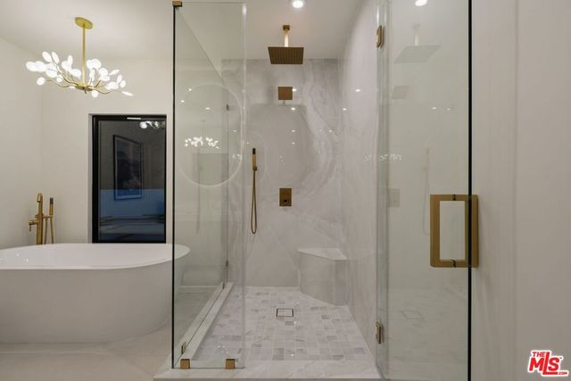 1712 N Beverly Glen Boulevard, Los Angeles, CA 90077