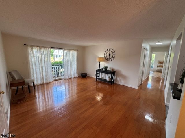 101 Reading Cir, Bridgewater Twp., NJ 08807