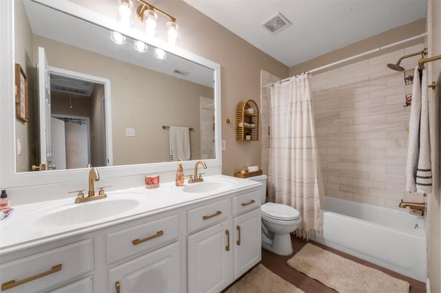 3010 Auburn Creek Lane, League City, TX 77573