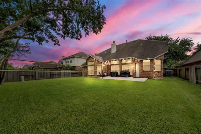 3010 Auburn Creek Lane, League City, TX 77573