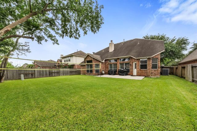 3010 Auburn Creek Lane, League City, TX 77573