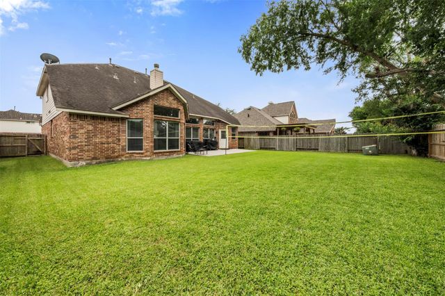 3010 Auburn Creek Lane, League City, TX 77573
