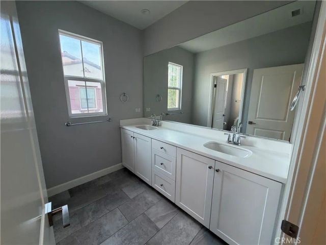 58 Tollson, Irvine, CA 92620