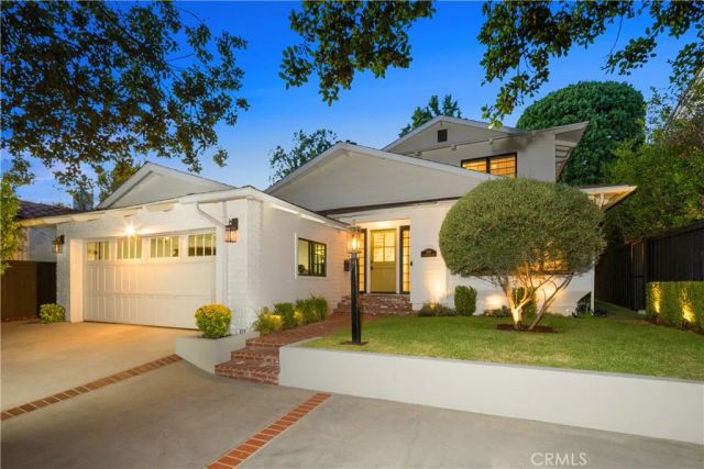 589 W Grandview Avenue, Sierra Madre, CA 91024