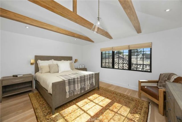 589 W Grandview Avenue, Sierra Madre, CA 91024