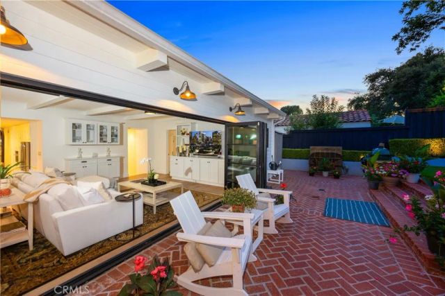 589 W Grandview Avenue, Sierra Madre, CA 91024