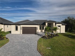 10474 Winnipeg ST, Port Charlotte, FL 33981