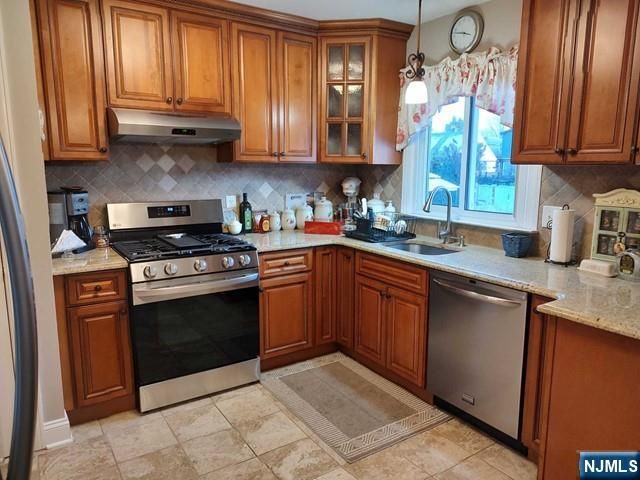 190 Martha Avenue, Elmwood Park, NJ 07407