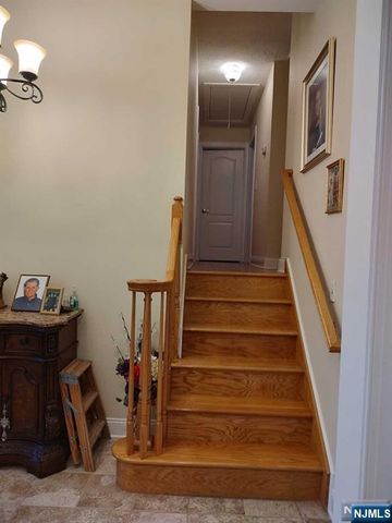 190 Martha Avenue, Elmwood Park, NJ 07407