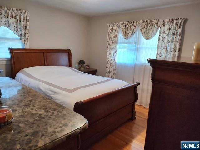 190 Martha Avenue, Elmwood Park, NJ 07407