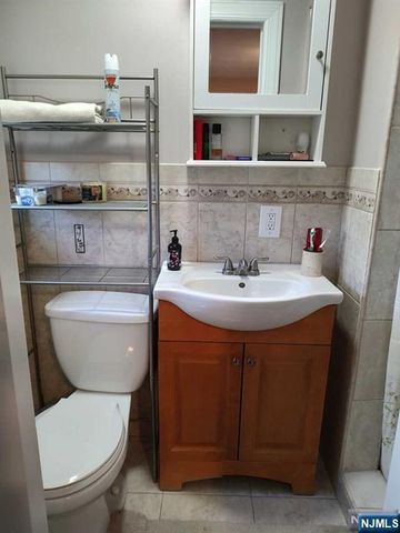 190 Martha Avenue, Elmwood Park, NJ 07407