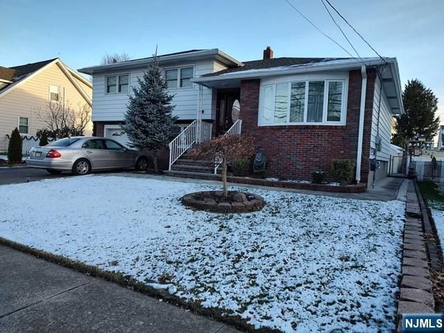 190 Martha Avenue, Elmwood Park, NJ 07407