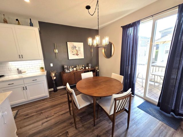 2234 Gateway Curve, North Saint Paul, MN 55109