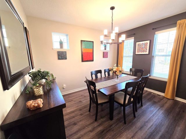 2234 Gateway Curve, North Saint Paul, MN 55109