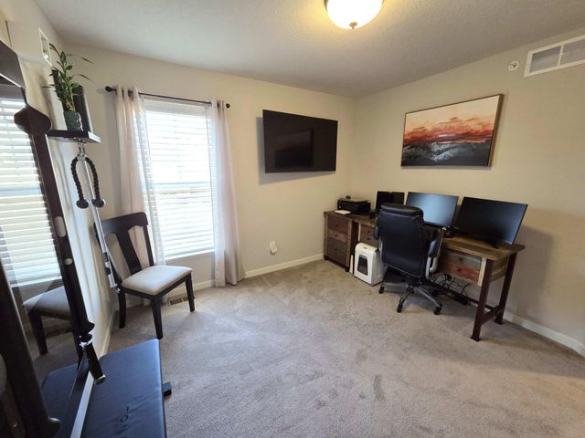 2234 Gateway Curve, North Saint Paul, MN 55109