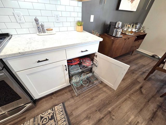 2234 Gateway Curve, North Saint Paul, MN 55109